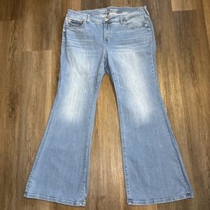 Torrid Perfect Super Flare Jeans Womens 18T Tall Blue Vintage Stretch Light Wash